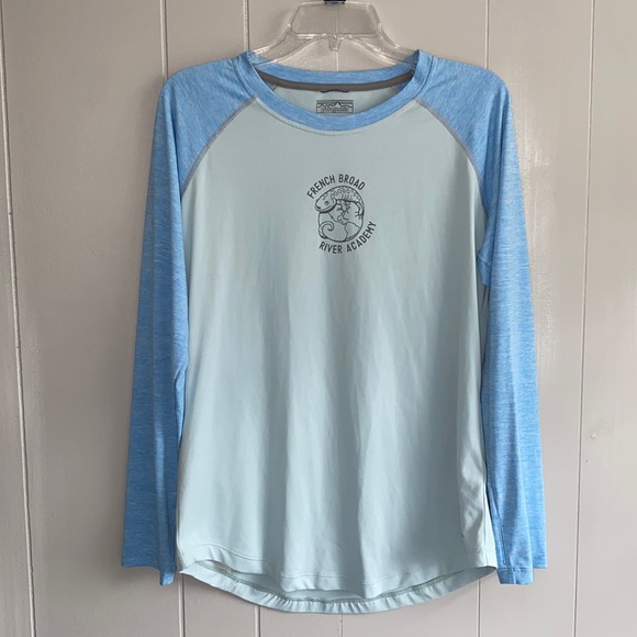 Patagonia Blue Long Sleeve Shirt Women’s Large Outdoor Water Top